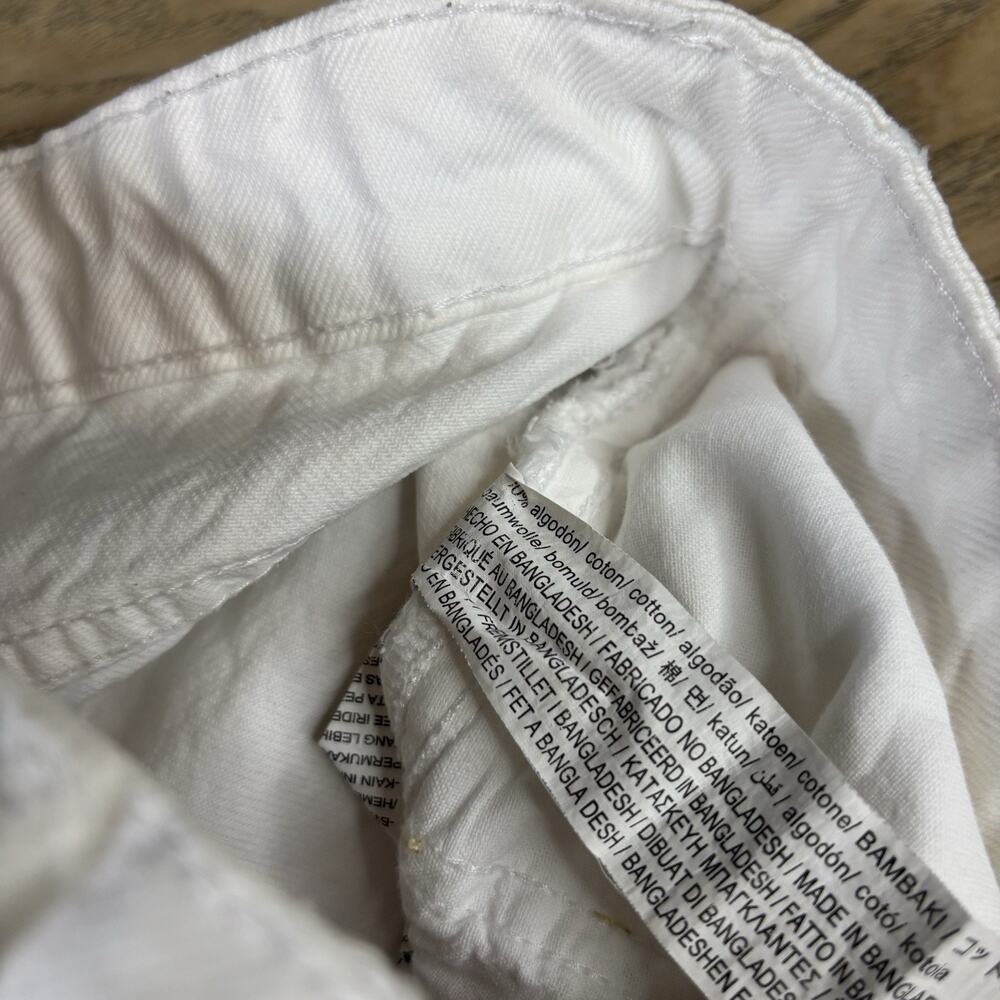 ZARA Women’s 100% Cotton White Distressed High Waist Jean Shorts 6 - Picture 4 of 7